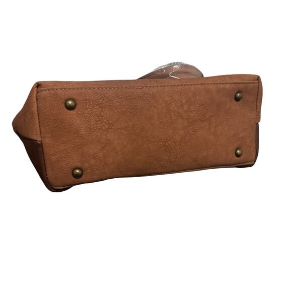 NWT! Justin Cheetah Animal Print Concealed Carry with Brown Trim Tote - Picture 12 of 12